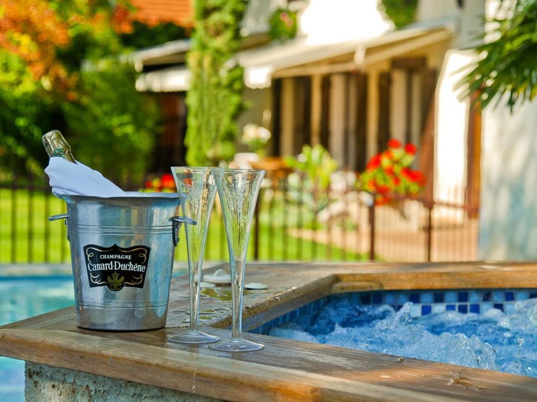 Вілла Le Domaine Du Plantier Saint-Hilaire-de-la-Cote Екстер'єр фото